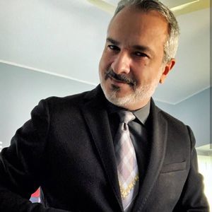 Meet your Posher, Bruce